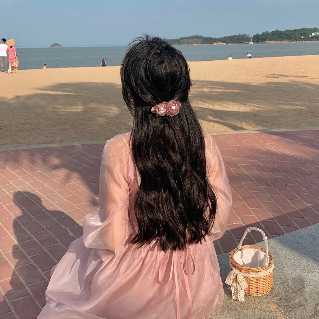 粗犷之城—巴比肯 封面